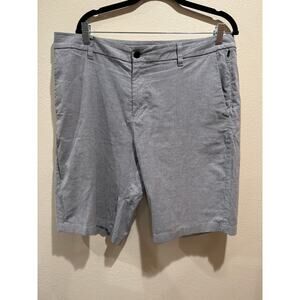 lululemon athletica Gray Men Shorts Flat Front